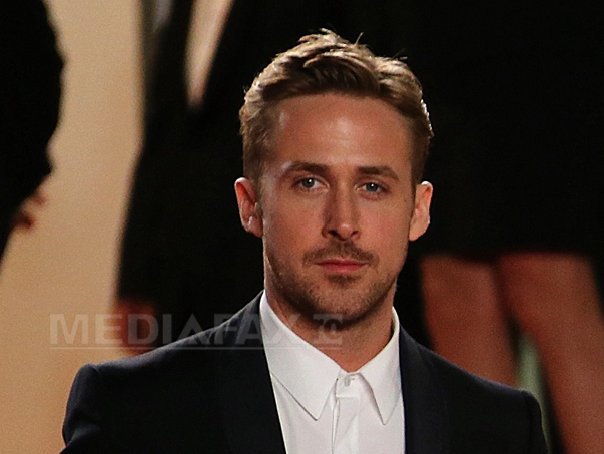 Imaginea articolului Ryan Gosling ar putea juca rolul principal într-un film dedicat astronautului Neil Armstrong