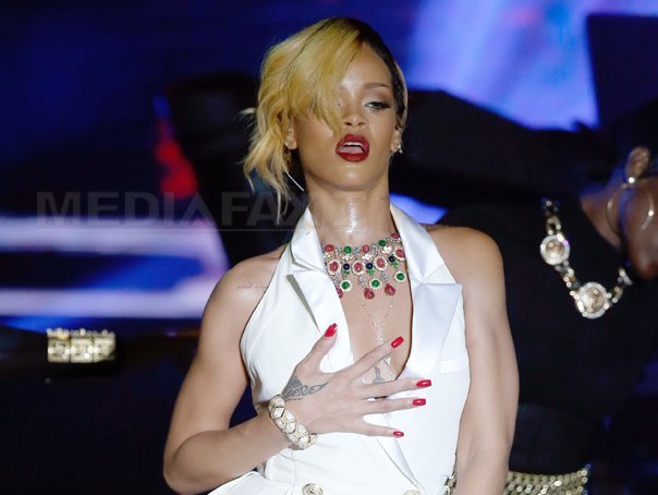 Imaginea articolului Rihanna va lansa o colecţie de încălţăminte Puma, la Săptămâna Modei de la New York