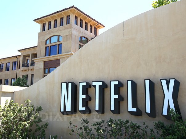 Imaginea articolului Netflix ar putea implementa redarea de conţinut offline