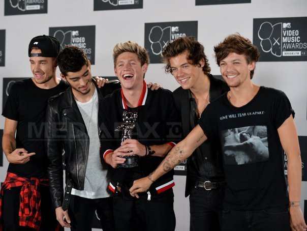 Imaginea articolului Silver Clef Awards: Trupa One Direction, mai apreciată decât Adele sau Ed Sheeran - VIDEO