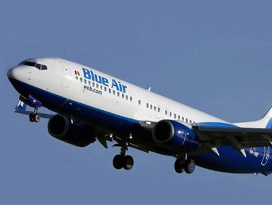Imaginea articolului Blue Air Flight Makes Emergency Landing in Vienna After Romanian Passenger Becomes Aggressive