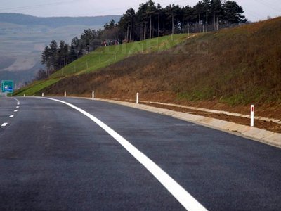 Imaginea articolului Transylvania Highway Construction Work To Continue In 2011 – Romanian PM