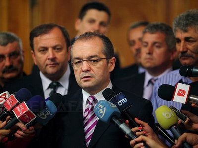 Imaginea articolului Romanian PM Says New Labor Laws Don’t Repeal Collective Work Contracts