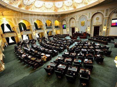 Imaginea articolului Romanian Opposition's Motion On Heating Aid Fails To Pass In Senate