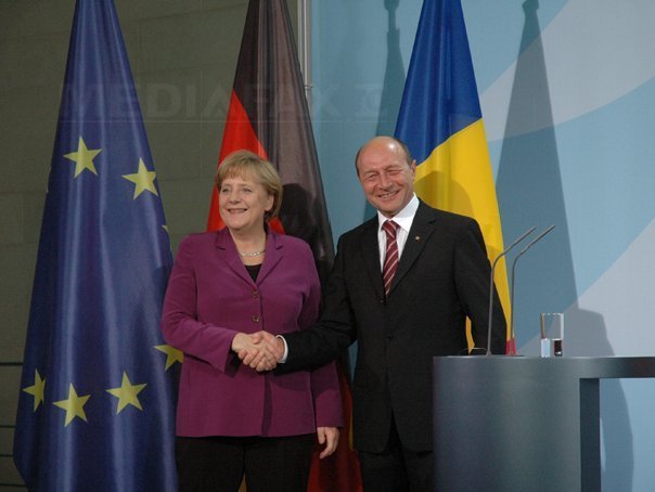 Imaginea articolului Romania Has Confirmed Its Intention To Join Euro Area By 2015 - Merkel
