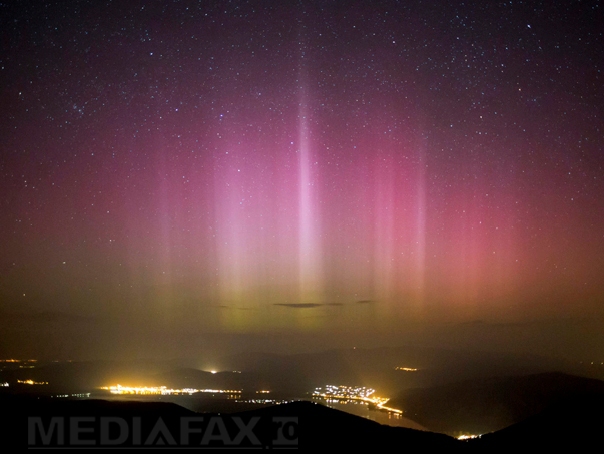 Imaginea articolului FENOMEN RAR: Aurora boreală, vizibilă miercuri dimineaţă pe cerul Ungariei - FOTO, VIDEO