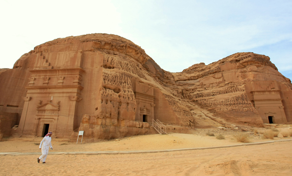 Imaginea articolului Un monument de dimensiuni impresionante a fost descoperit în apropierea oraşului antic Petra - FOTO 