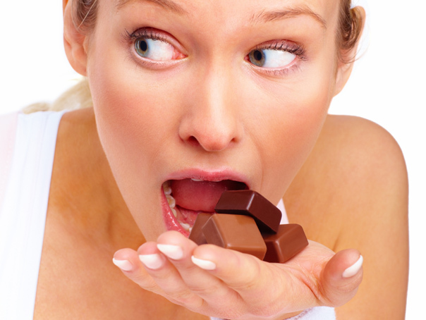 Imaginea articolului Pentru a slăbi, este indicat consumul de ciocolata neagră, dar cu moderaţie