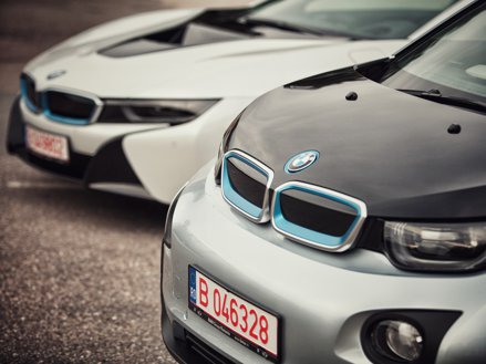 BMW face o mutare şoc. Vrea să devină primul producător auto care care să ofere maşini de închiriat pe minute, pe modelul Drivy. Un minut va costa 49 de cenţi