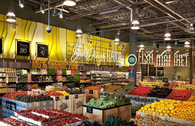 Walmart şi Amazon, în luptă directă pentru supremaţia din retail. Cine va câştiga bătălia?