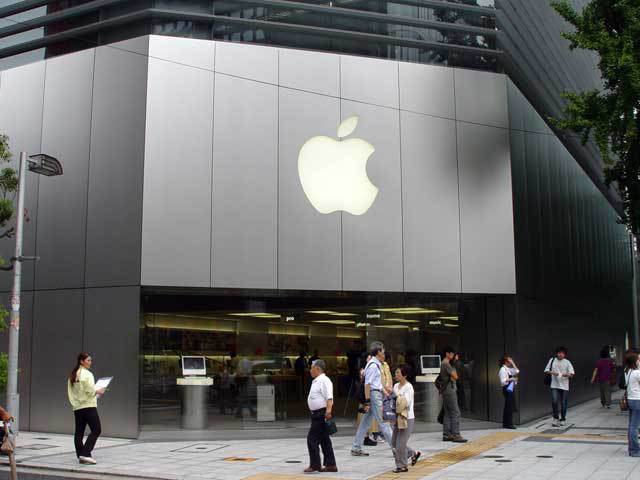 Apple vrea să depăşească graniţele fabricării telefoanelor mobile: Care este noua industrie pe care gigantul american îşi propune să o domine