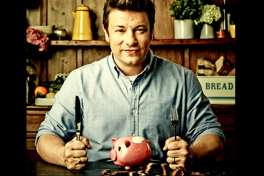 Dezastru pentru celebrul bucătar Jamie Oliver: dă afară sute de angajaţi din cauza DATORIILOR de peste 80 de milioane de euro