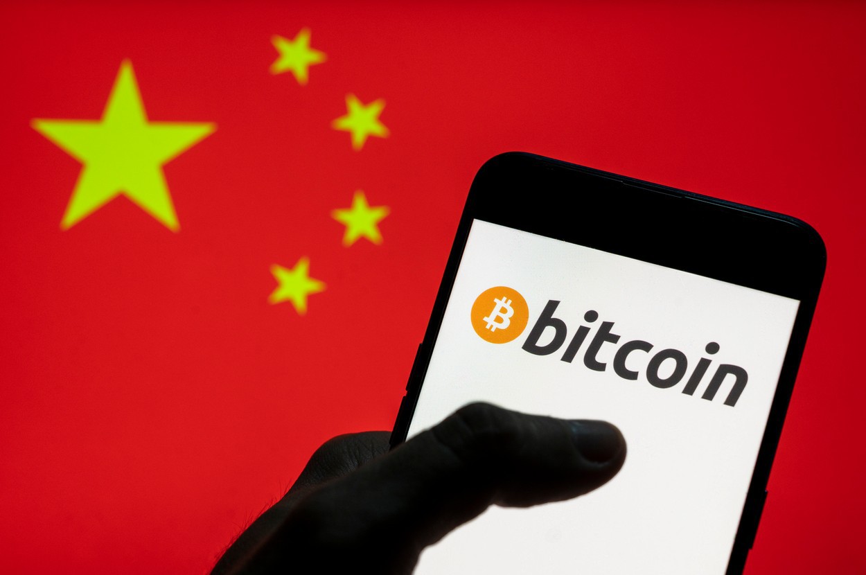 de ce investește China în bitcoin