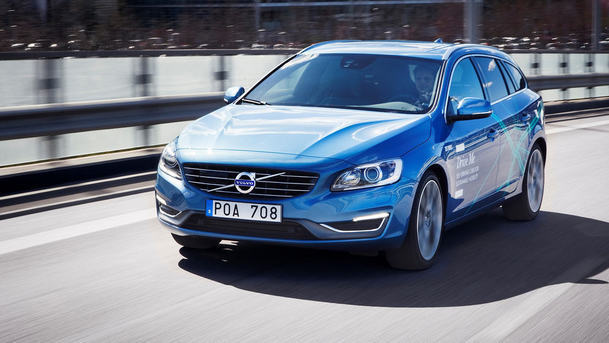 Volvo aduce maşina autonomă pe şosele încă din 2017, prin programul Drive Me!