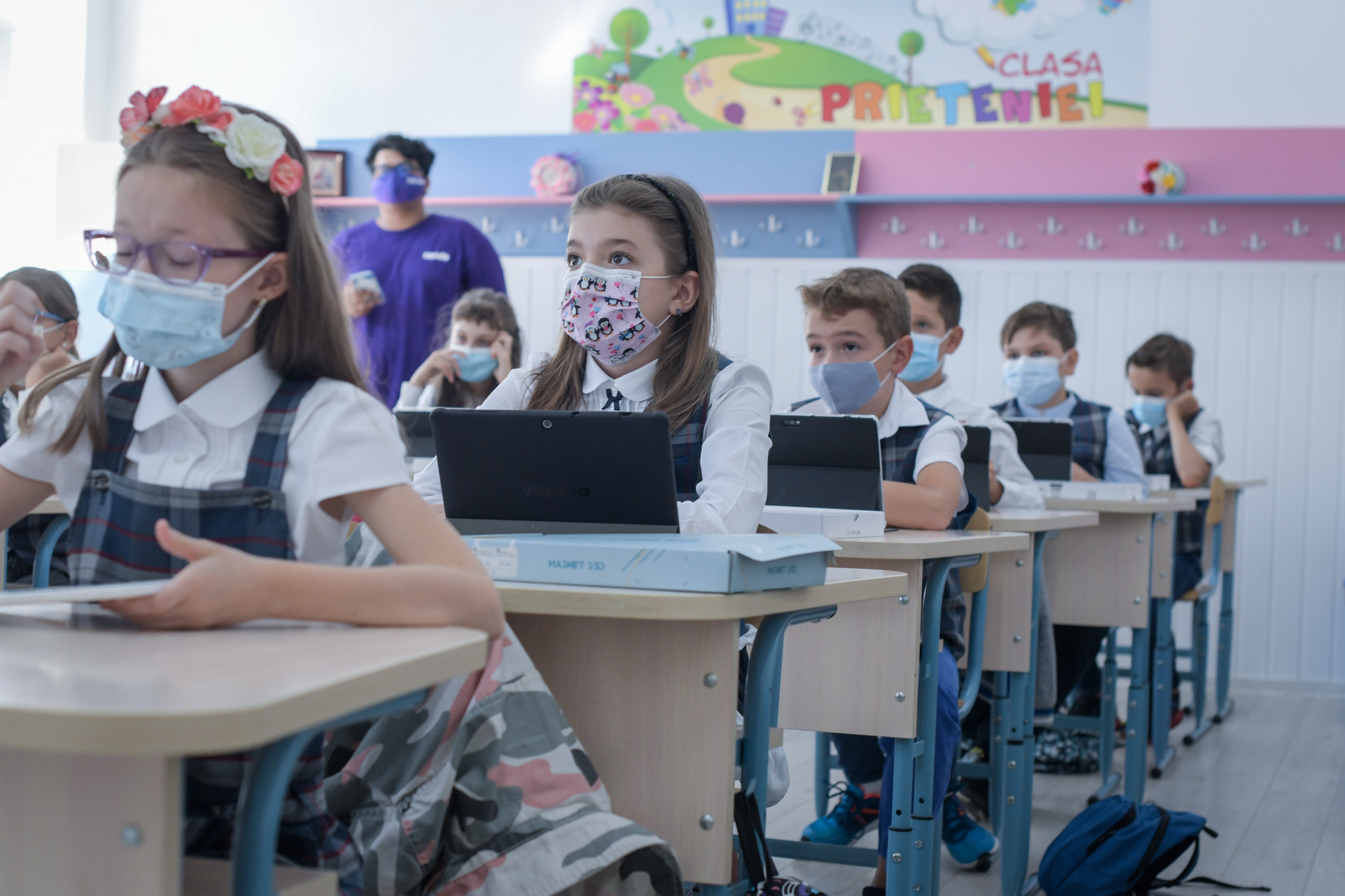 Proiect european de peste 22 mil. lei pentru dotarea cu echipamente IT a şcolilor din municipiul Oradea
