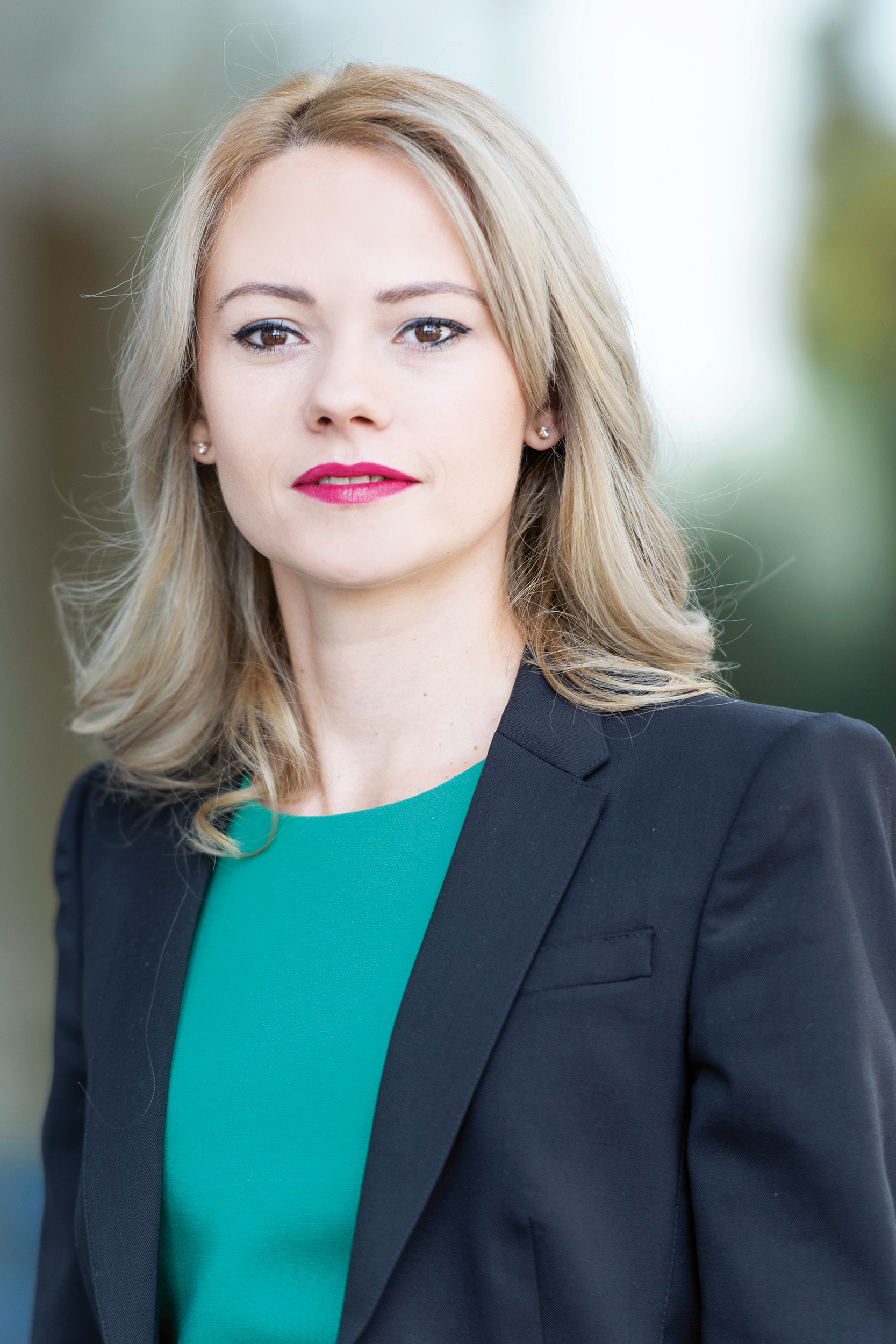 Business Magazin. Cum a ajuns Ioana Zenaida Popp associate partner la KPMG: Interviurile de angajare vor implica utilizarea mai mare a inteligenţei artificiale