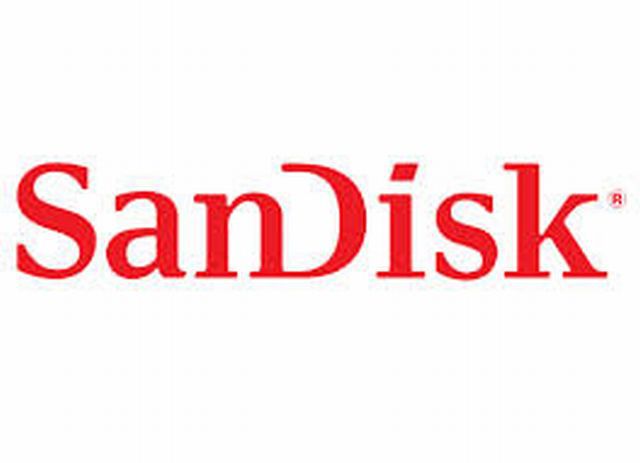 SanDisk oferă un card SD de 512GB, mai scump decât majoritatea aparatelor foto