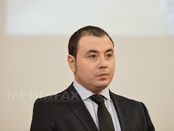 Iohannis îşi promovaeză oamenii. Andrei Muraru, consilier prezidenţial, va fi ambasador al României în SUA, după retragerea lui George Maior 