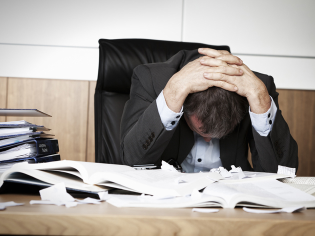 Stresul la locul de muncă, asociat cu bolile de inimă la bărbaţi