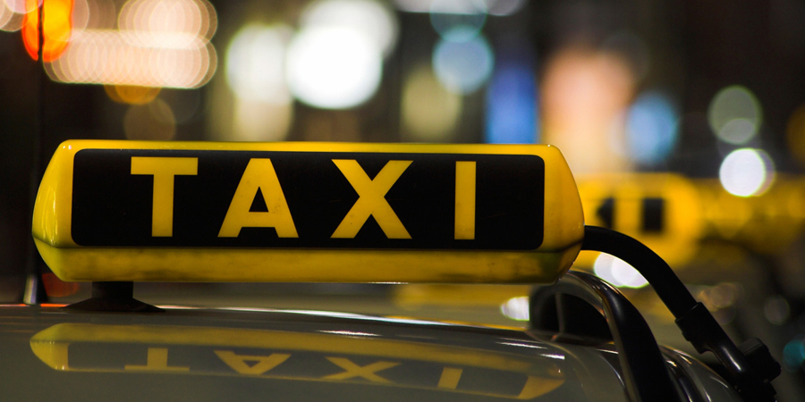 Singapore este prima ţară din lume în care poţi comanda un taxi fără şofer