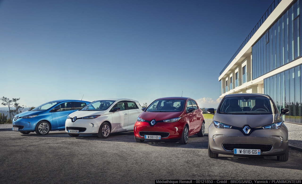 Renault lansează în România noul ZOE, cel mai vândut vehicul electric din Europa. Galerie FOTO