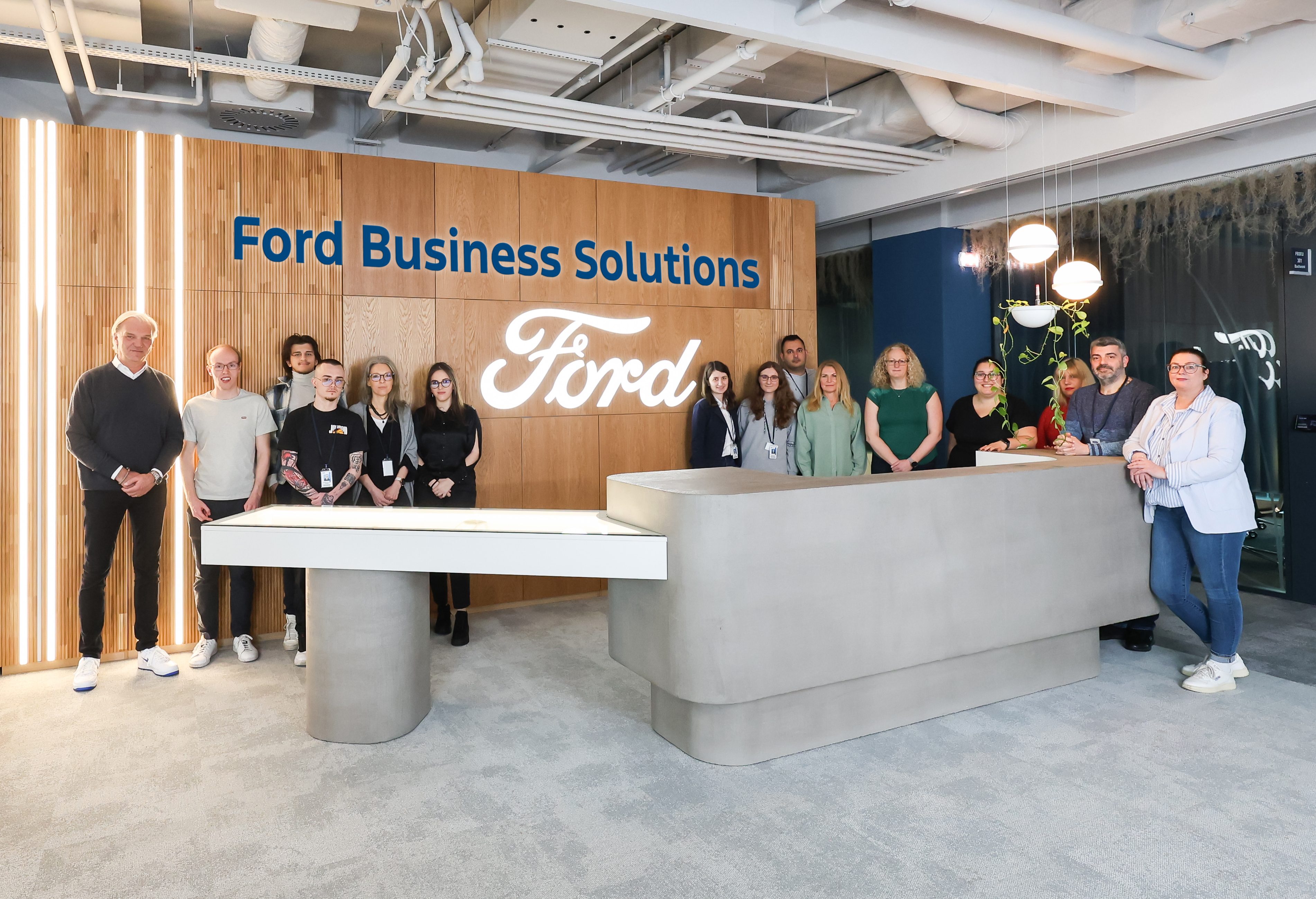 Ford Motor Company îşi extinde operaţiunile pentru soluţii de afaceri în Bucureşti