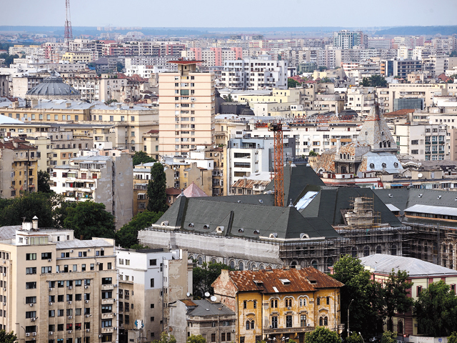 Locuinţele s-au scumpit cu 11-12% în Cluj şi Timişoara şi cu 3% în Bucureşti, în ultimul an