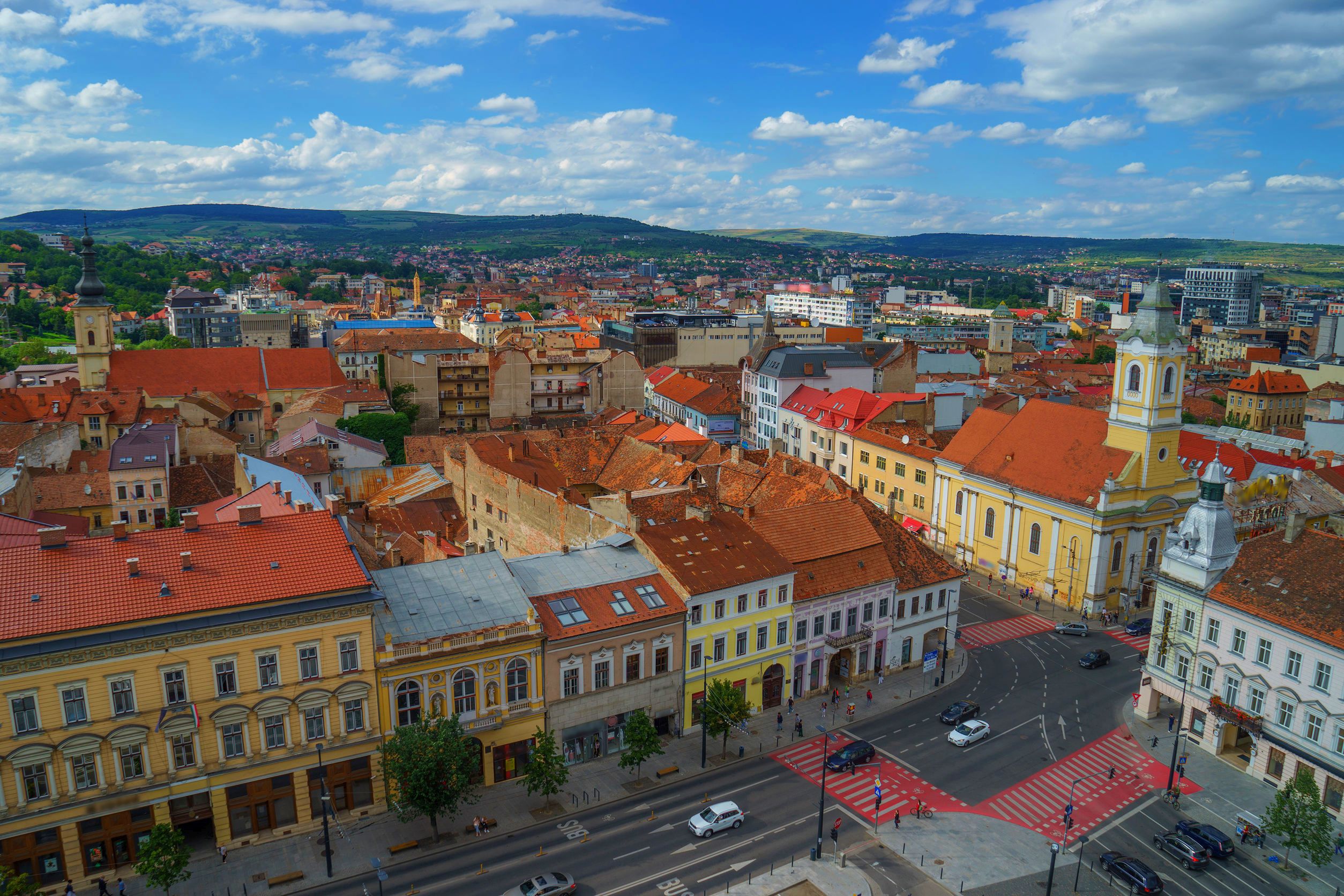 Clujul, care se află în top 5 la cifra de afaceri între judeţele din România, ia un credit de 400 de milioane de lei pe 30 de ani