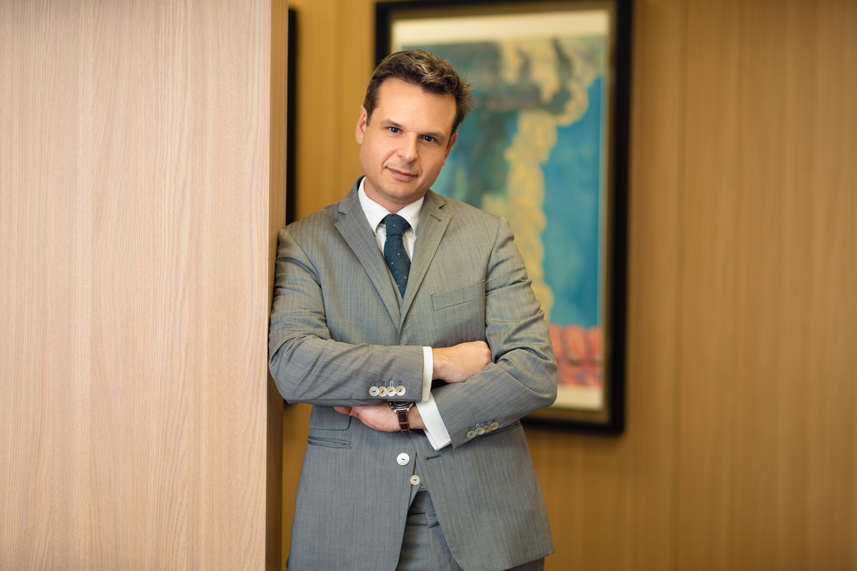 Sfârşitul unei ere: Ioannis Papalekas pleacă de la conducerea Globalworth. Actualul Co-CEO, Dimitris Raptis, devine noul CEO Globalworth Group.