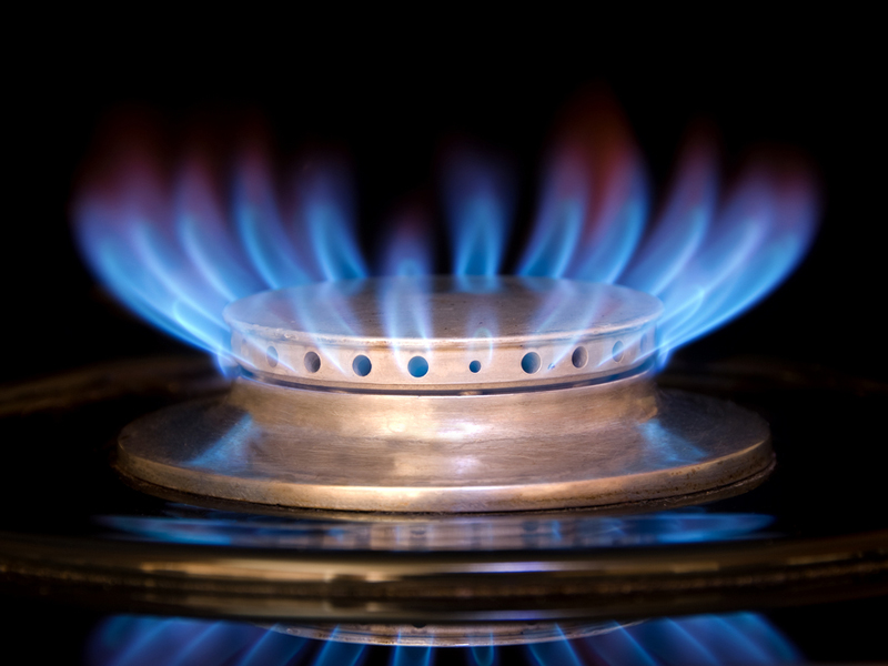 ANRE: Facturile la gaze naturale vor scădea în medie cu 3,9% din aprilie