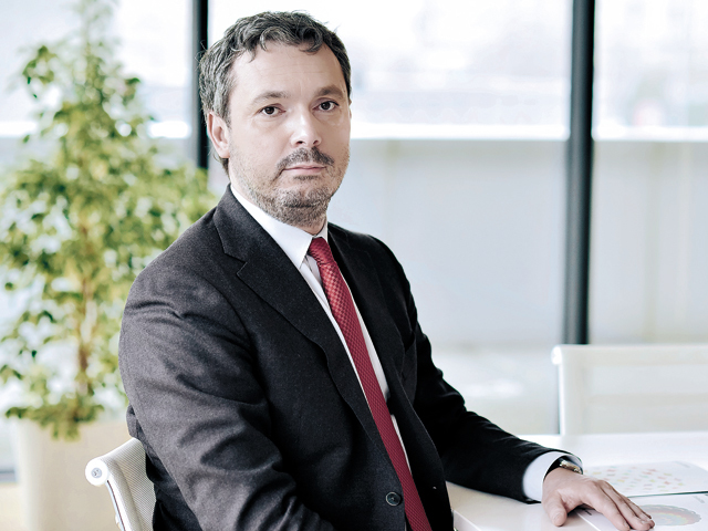  Răzvan Nicolescu, lider pentru industria energiei şi resurselor naturale, Deloitte România: Sectorul energiei termice, în faţa unui an de răscruce