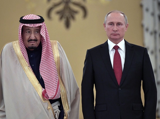 De ce s-au prăbuşit preţurile ţiţeiului: Arabia Saudită vrea să demonstreze Rusiei că este forţa dominatoare pe piaţa petrolului şi să dea lovitura de graţie producătorilor de şist supraîndatoraţi din SUA