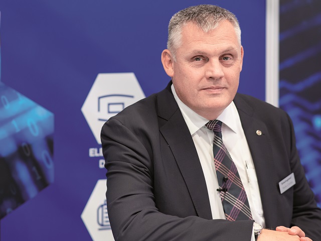 Afacerile furnizorului de echipamente electrice Electroglobal Cluj au crescut cu 25% în 2021. Începând cu 1 februarie 2022 Electroglobal SA va prelua afacerea companiei ES Elektro România SRL, printr-un transfer de business aprobat de Consiliul Concurenţei la finalul lunii decembrie 2021