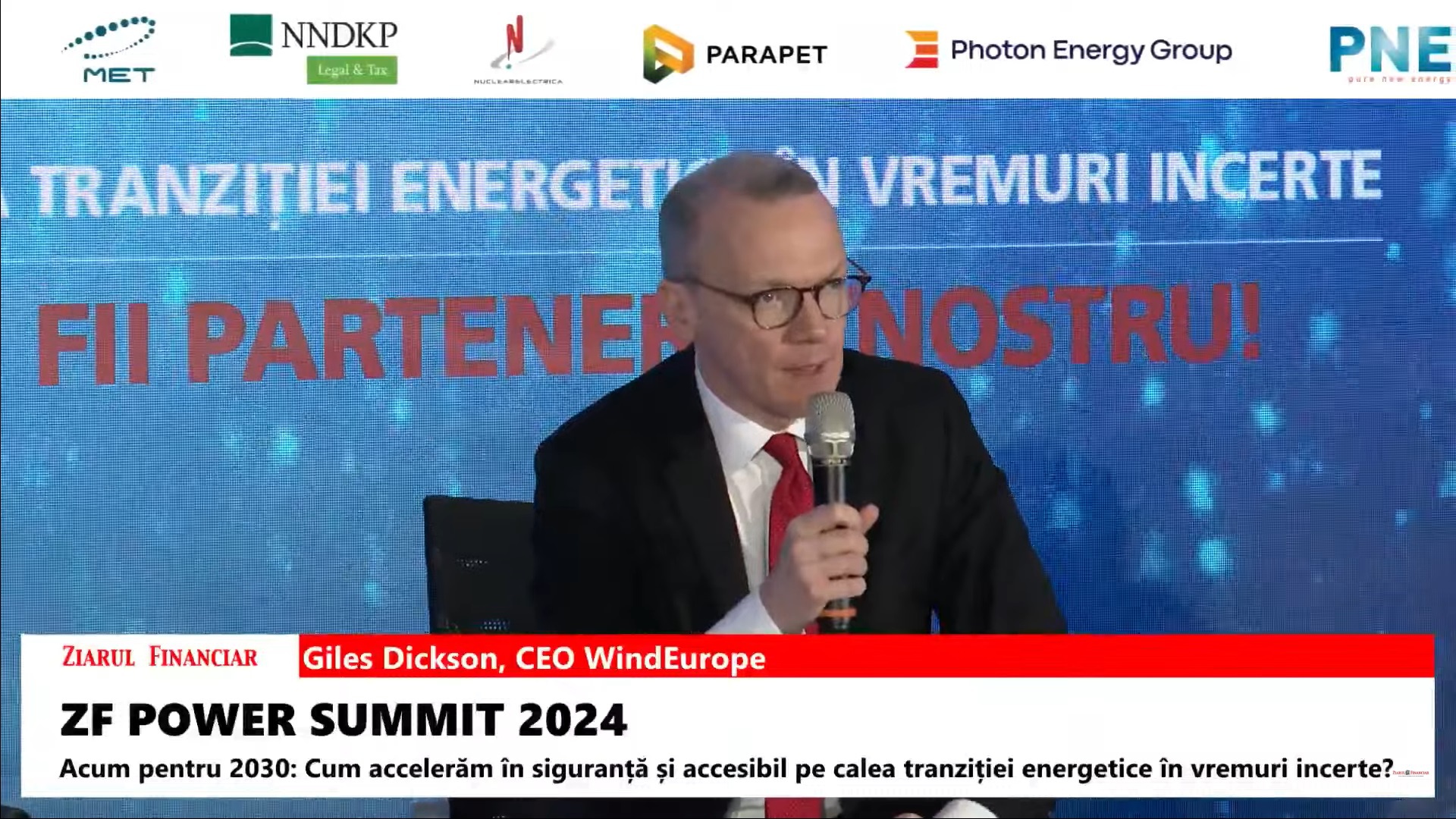 Giles Dickson, CEO WindEurope: România trebuie să simplifice procedurile de autorizare pentru proiecte eoliene şi solare până la jumătatea anului 2024