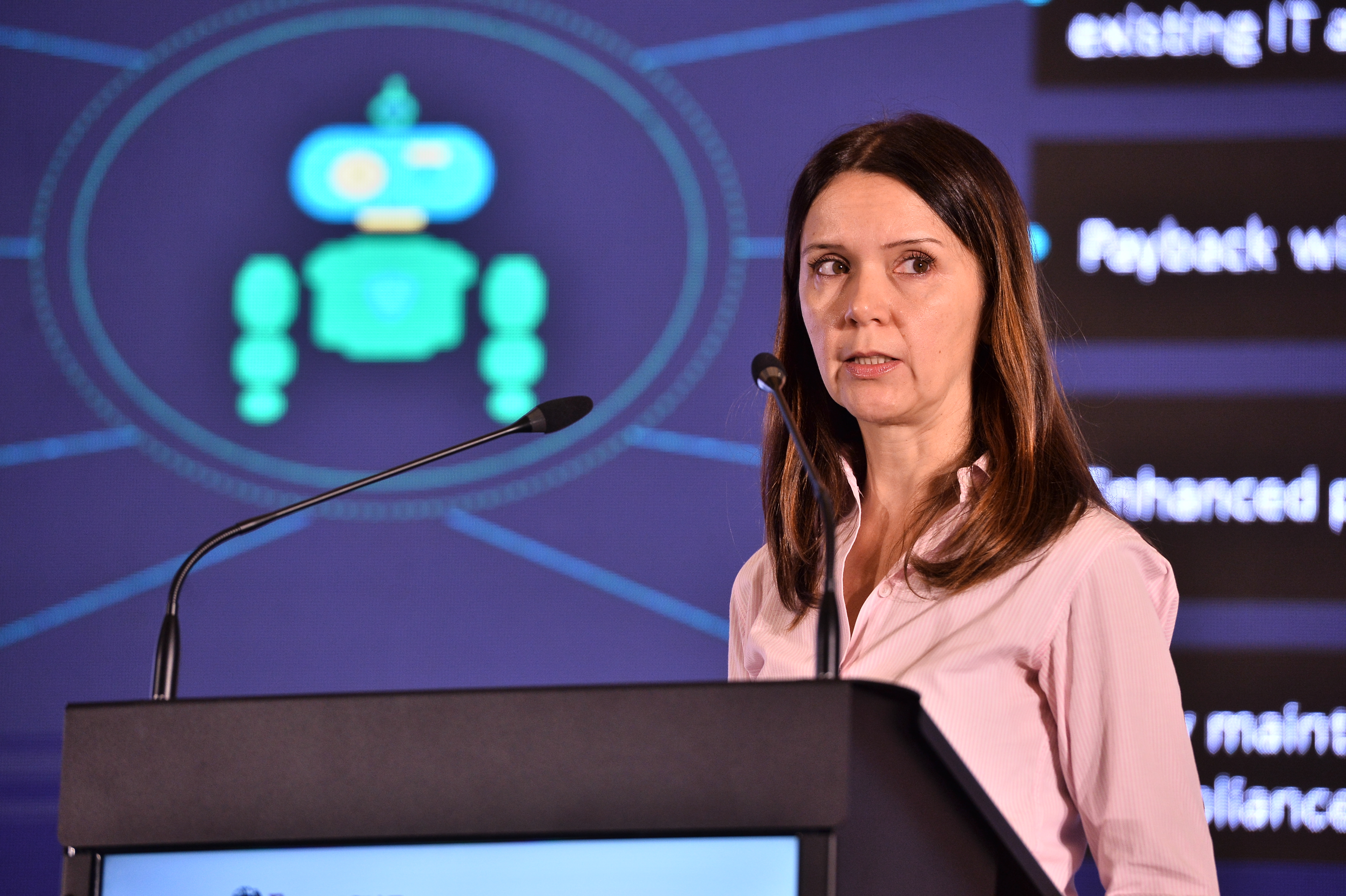 Ileana Guran, EY: Centrul de excelenţă din Bucureşti este cel mai mare din Europa în zona de intelligent automation