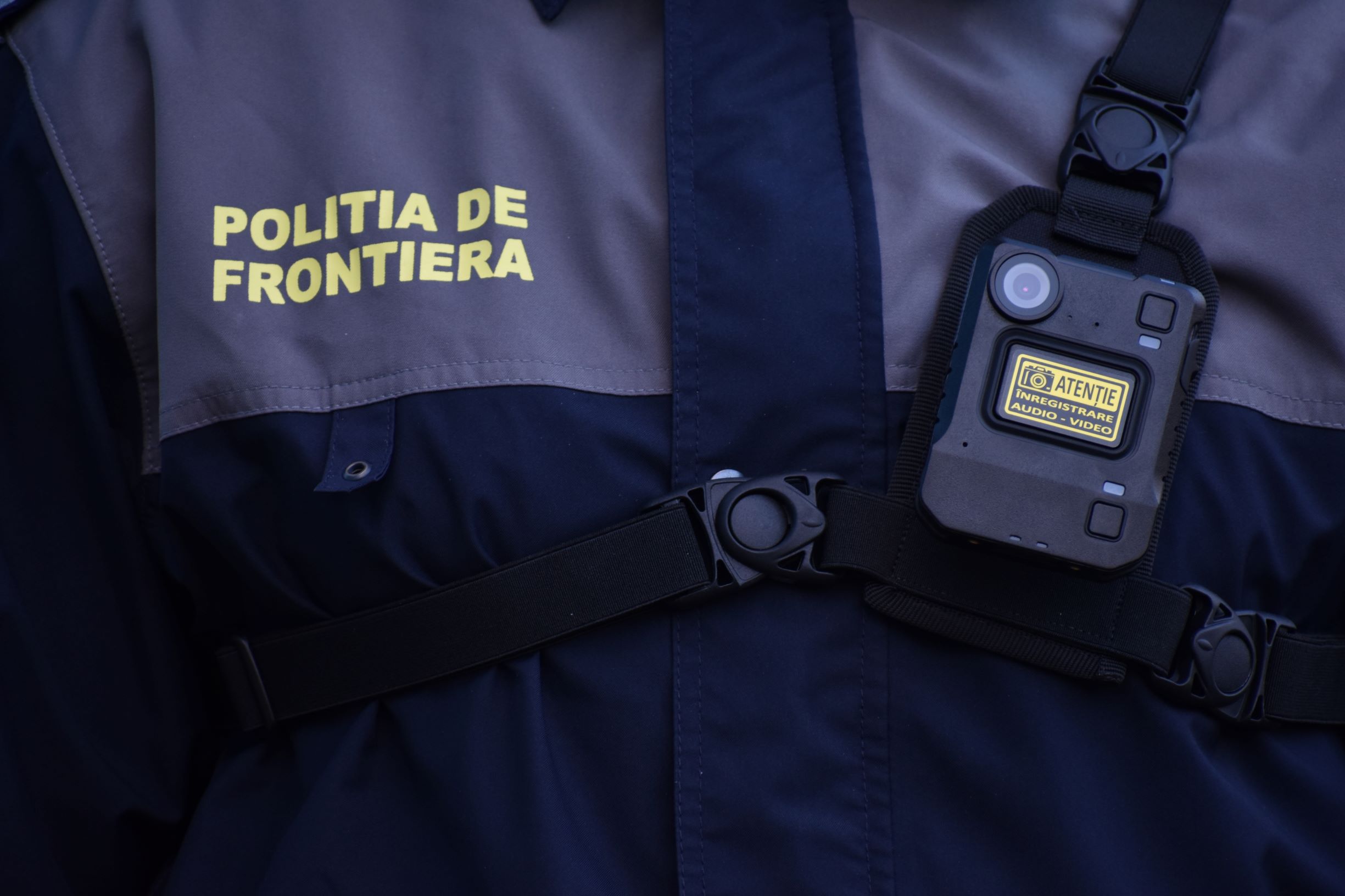 In blend lettuce Poliţia de Frontieră Română a achiziţionat 3.000 de camere portabile, ce  ajută la captarea de probe