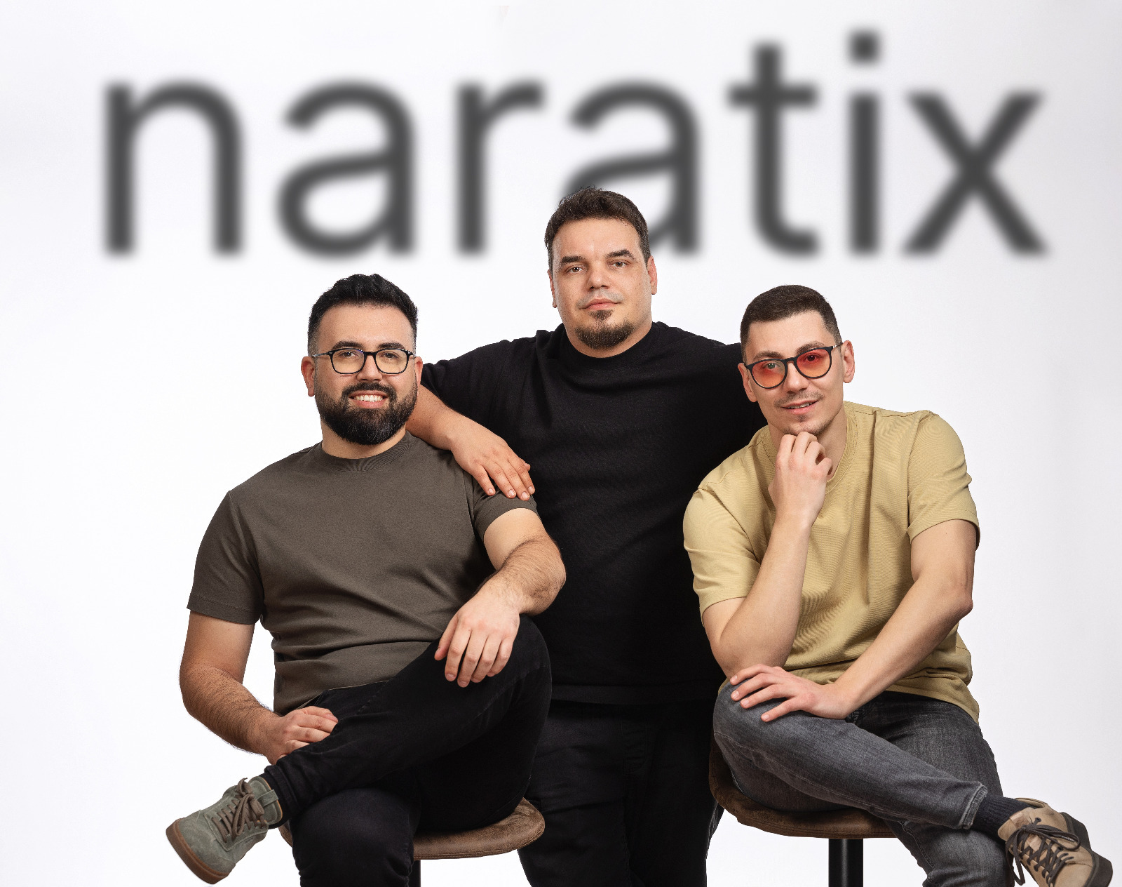 Compania românească Naratix susţine că ar fi dezvoltat cinci roboţi dedicaţi industriei de e-commerce. „Până la final de an, vrem să ajungem la 2.500 de clienţi. Luăm în calcul şi posibilitatea să acceptăm o parte din ofertele de investiţii primite până acum, pentru a susţine efortul de scalare internaţională”