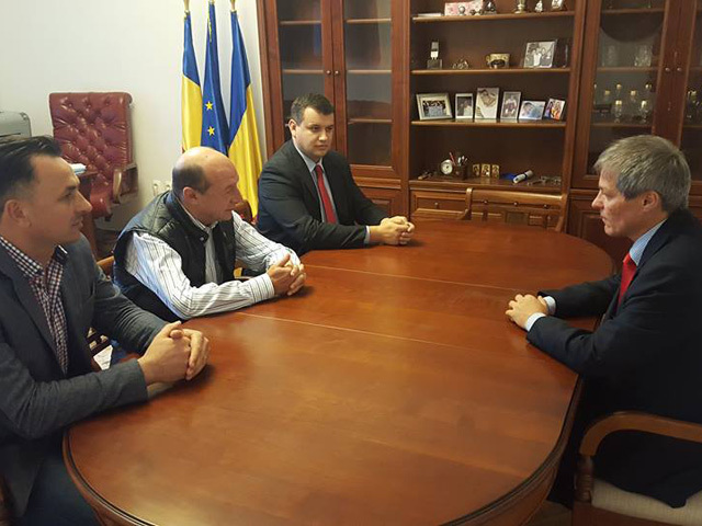 Băsescu, după întâlnirea cu premierul desemnat: Votăm guvernul, dar rămânem în opoziţie