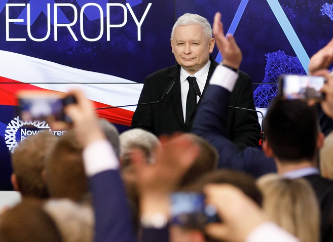 De-a prinselea cu Occidentul: eminenţa cenuşie a politicului polonez le promite alegătorilor săi că va aduce Polonia la nivelul Germaniei până în 2040. Sunt analişti care cred că este posibil, dar cu mult noroc şi cu mult mai mult efort ca până acum