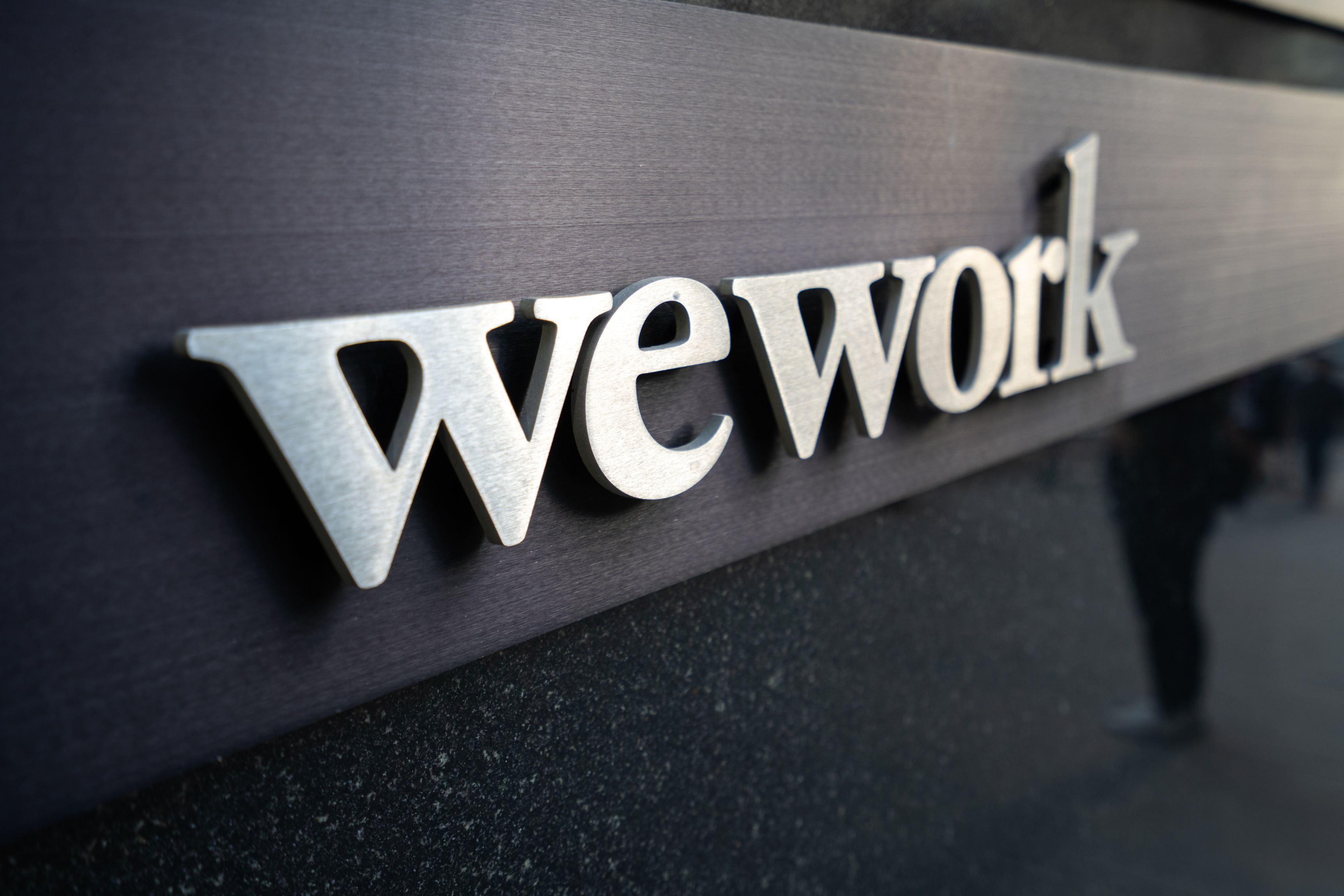 WeWork depune cerere de protecţie împotriva falimentului în urma declinului pieţei birourilor