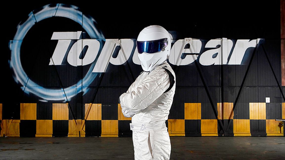 The Stig, pilotul profesionist anonim de la "Top Gear", revine pe ecrane. Cum va arăta noua emisiune şi ce rol va avea