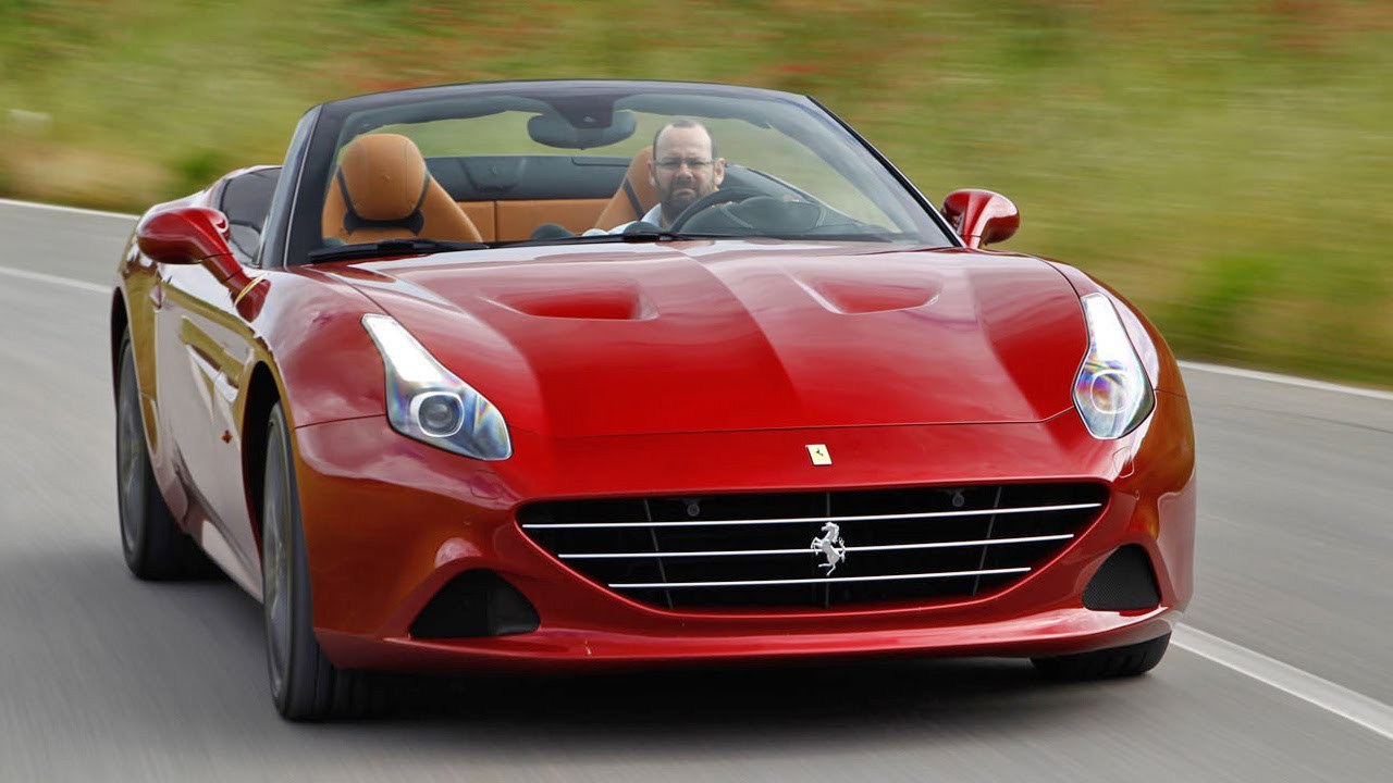 Show-ul auto britanic "Fifth Gear" vine în România pentru a testa un Ferrari California Turbo în Munţii Carpaţi