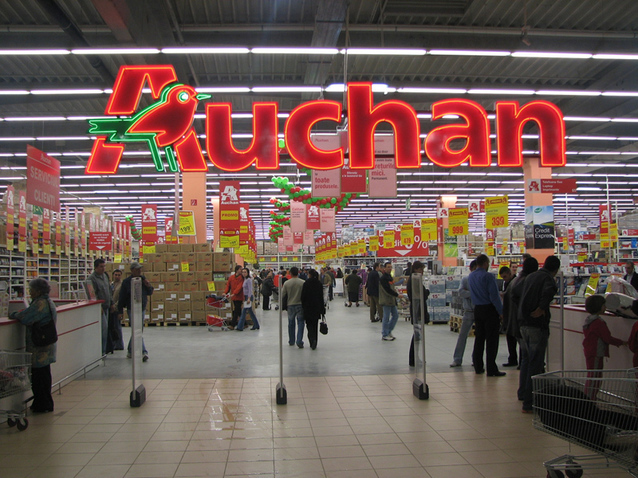 Auchan a plătit 257 milioane euro pentru achiziţia Real în România