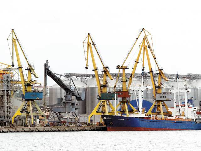 Dublarea traficului de cereale a majorat cu 11% afacerile portului Constanţa