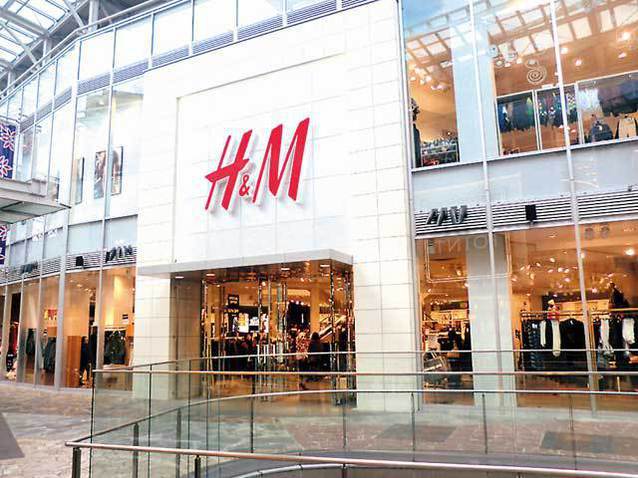 dam wipe out moth Restructurare masivă. H&M, cel mai mare retailer de haine de pe piaţa din  România, închide 170