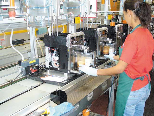 Producătorul electrocasnice angajează 160 de oameni la fabrica de espressoare din Jucu, Cluj.
