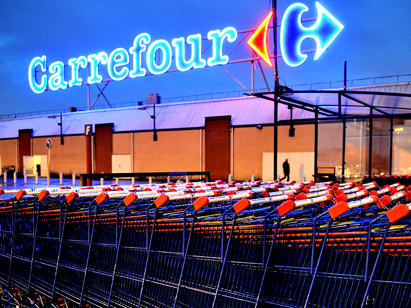 Carrefour îşi mută depozitul logistic din Deva într-un spaţiu de două ori mai mare. Francezii renunţă la CTP şi merg într-un proiect al belgienilor de la WDP