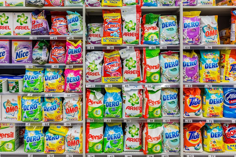 Germanii de la Dalli au ajuns la afaceri de peste 90 mil. euro cu fabrica de detergenţi din Timişoara. Fabrica de detergenţi de la Timişoara, pe care grupul german Dalli a preluat-o de la gigantul american P&G, are o capacitate totală de peste 300.000 de tone