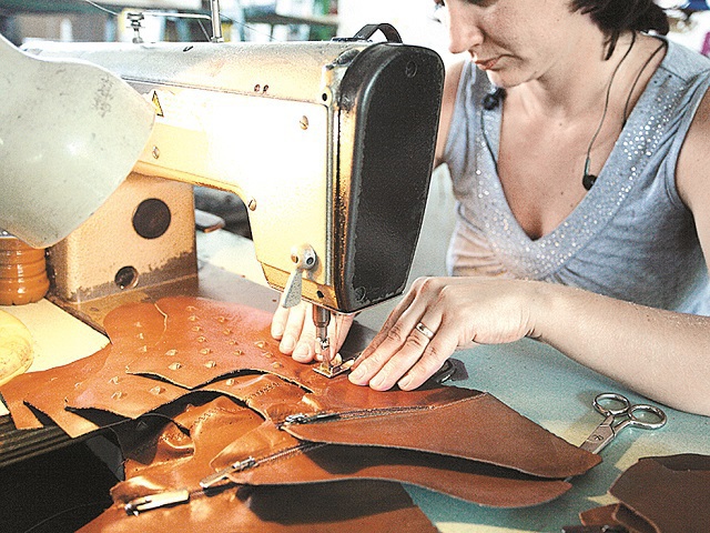 Afacerile Raffaello Shoes Factory, cel mai mare producător de pantofi din România, au scăzut cu 15% în 2020 coborând la 263 milioane lei