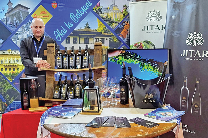 Familia Jitariu s-a întors în ţară după şapte ani petrecuţi în Italia şi a pariat pe Crama Jitar, care produce 5.000 de sticle de vin anual